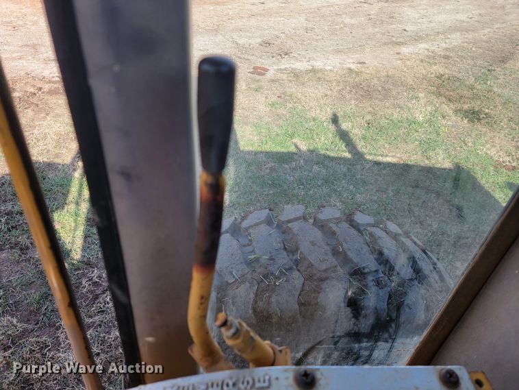 image for item KB9943 Komatsu GD705A-4  motor grader