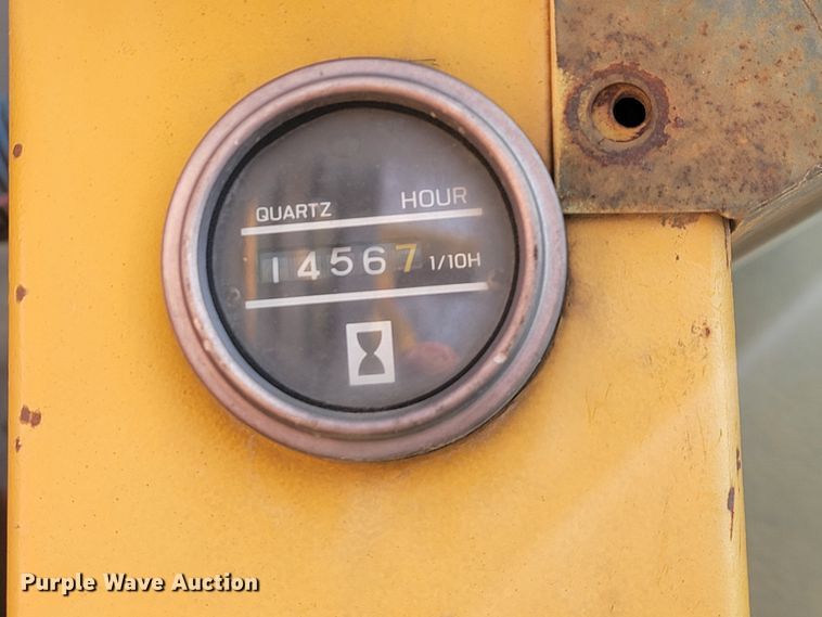 image for item KB9943 Komatsu GD705A-4  motor grader