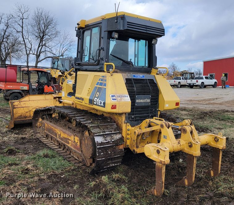 image for item KB9944 2014 Komatsu D51EX-22  dozer