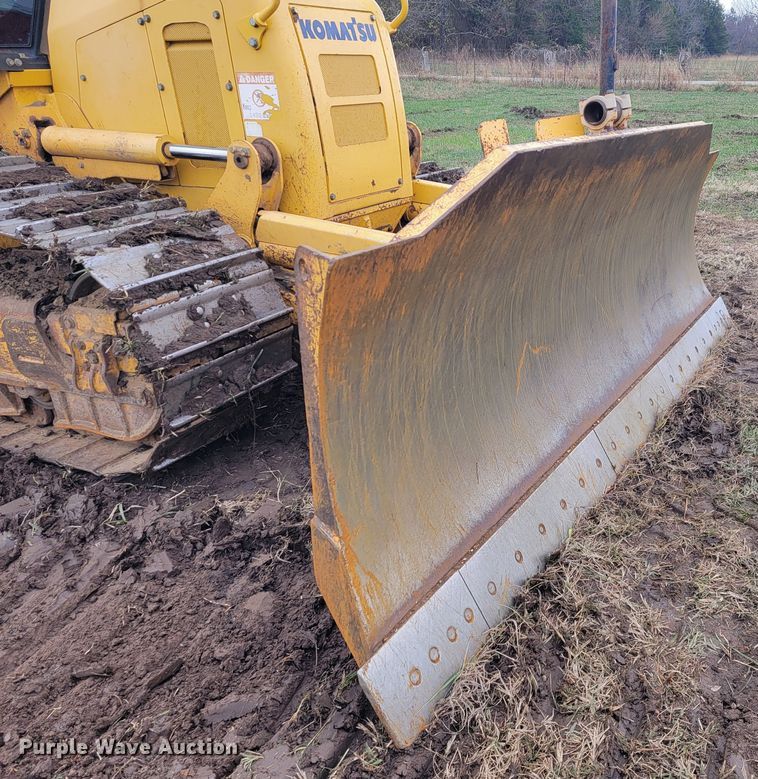 image for item KB9944 2014 Komatsu D51EX-22  dozer