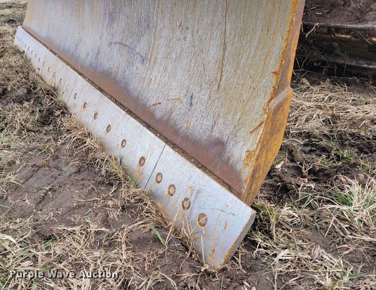 image for item KB9944 2014 Komatsu D51EX-22  dozer