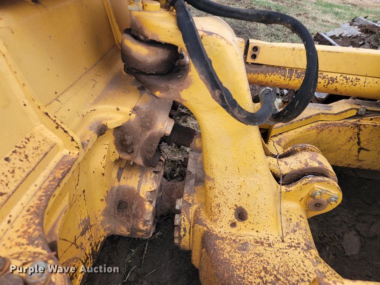 image for item KB9944 2014 Komatsu D51EX-22  dozer