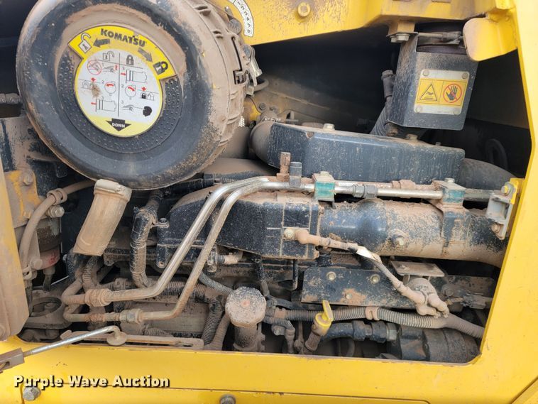 image for item KB9944 2014 Komatsu D51EX-22  dozer