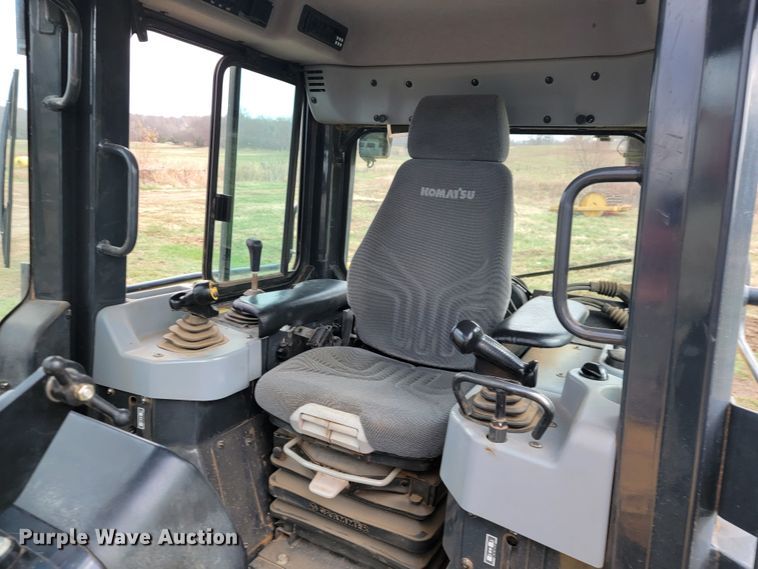 image for item KB9944 2014 Komatsu D51EX-22  dozer