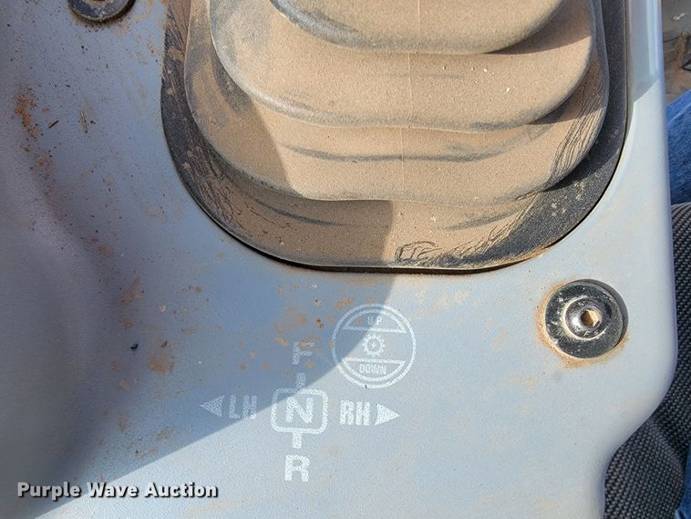 image for item KB9944 2014 Komatsu D51EX-22  dozer