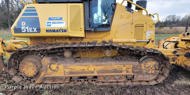 image for item KB9944 2014 Komatsu D51EX-22  dozer