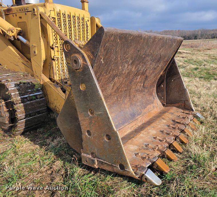 image for item KB9945 Komatsu D75S  track loader