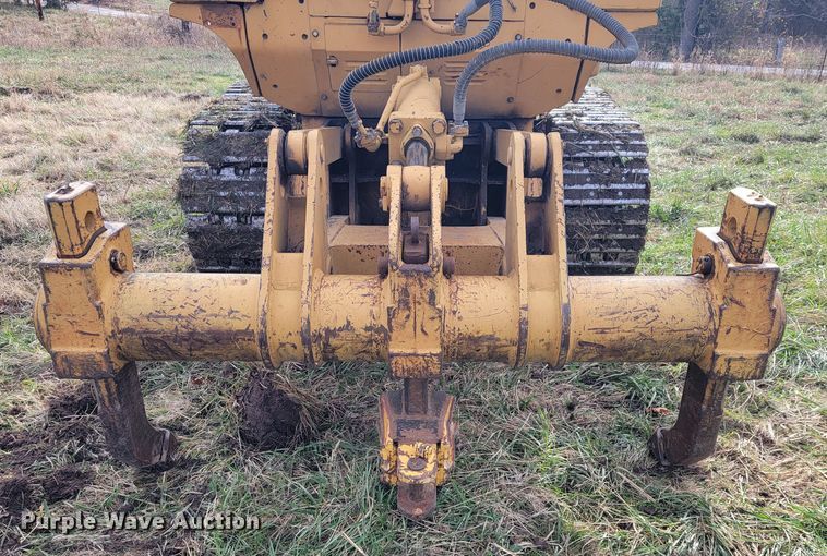 image for item KB9945 Komatsu D75S  track loader