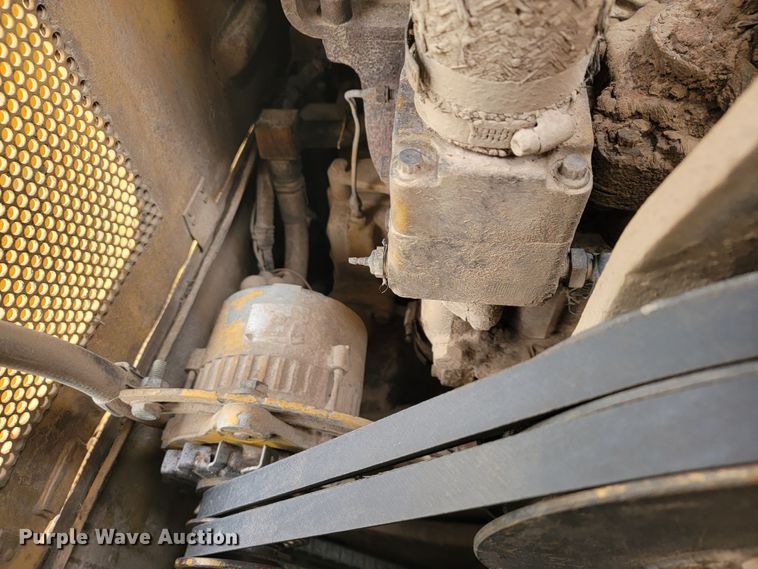 image for item KB9945 Komatsu D75S  track loader