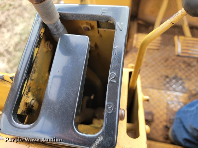 image for item KB9945 Komatsu D75S  track loader