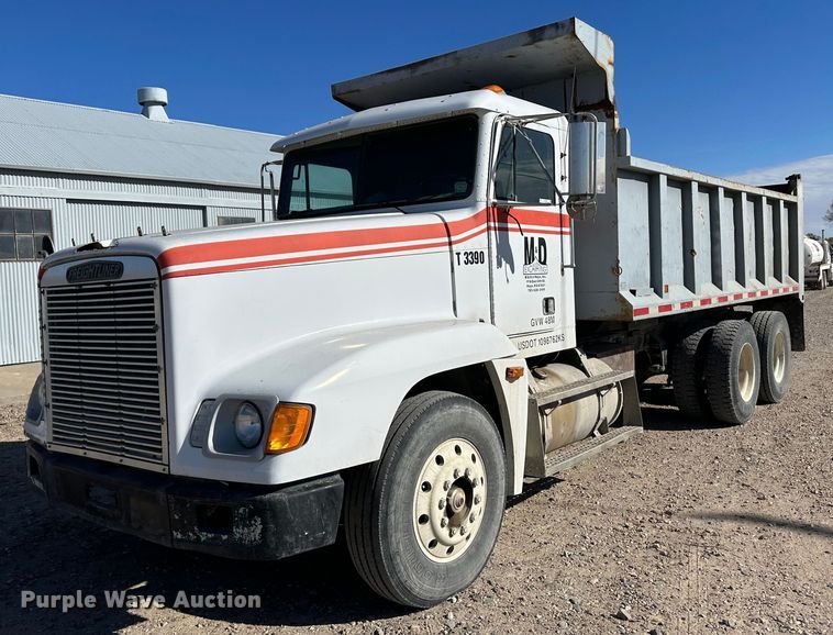 image for item KC9390 1991 Freightliner FLD  dump truck