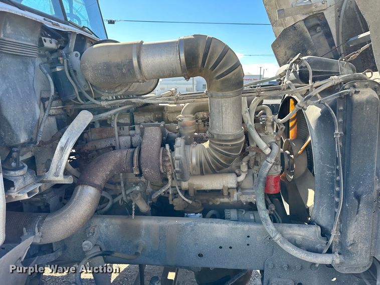 image for item KC9390 1991 Freightliner FLD  dump truck