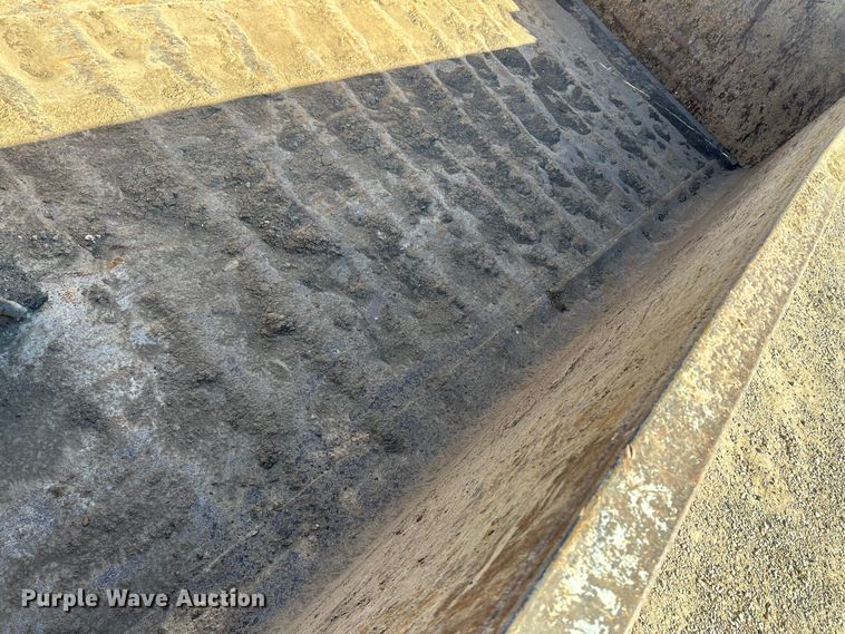 image for item KC9390 1991 Freightliner FLD  dump truck