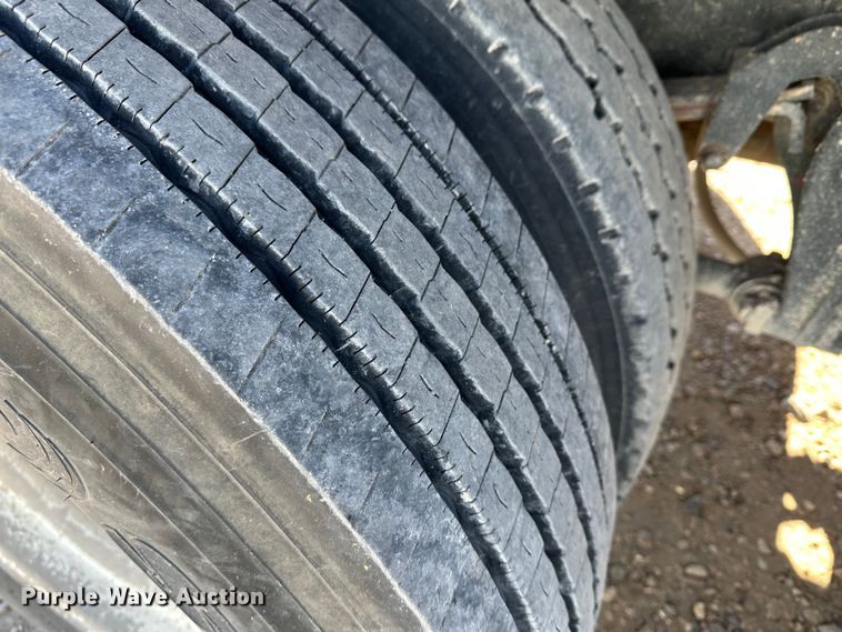 image for item KC9390 1991 Freightliner FLD  dump truck