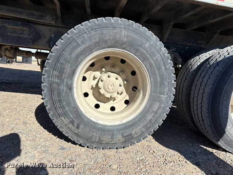 image for item KC9390 1991 Freightliner FLD  dump truck