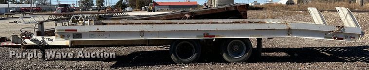 image for item KC9391 1989 Wisconsin 1900-16  tilt deck equipment trailer