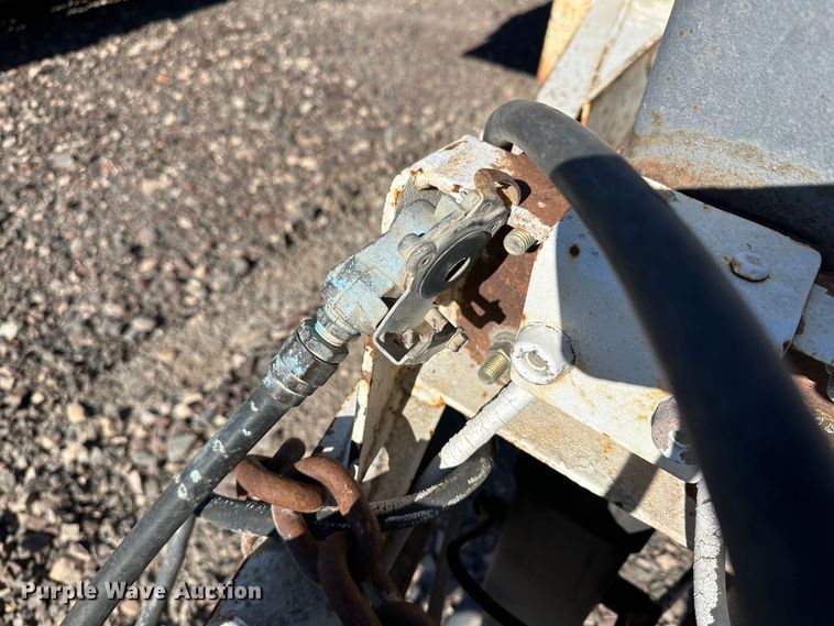 image for item KC9391 1989 Wisconsin 1900-16  tilt deck equipment trailer