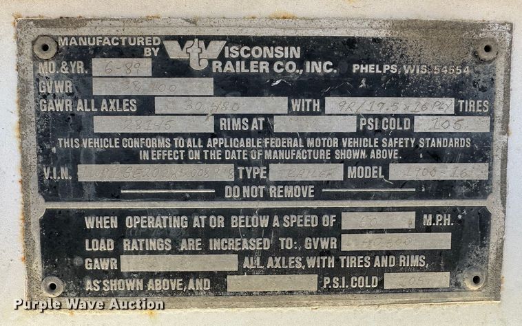 image for item KC9391 1989 Wisconsin 1900-16  tilt deck equipment trailer