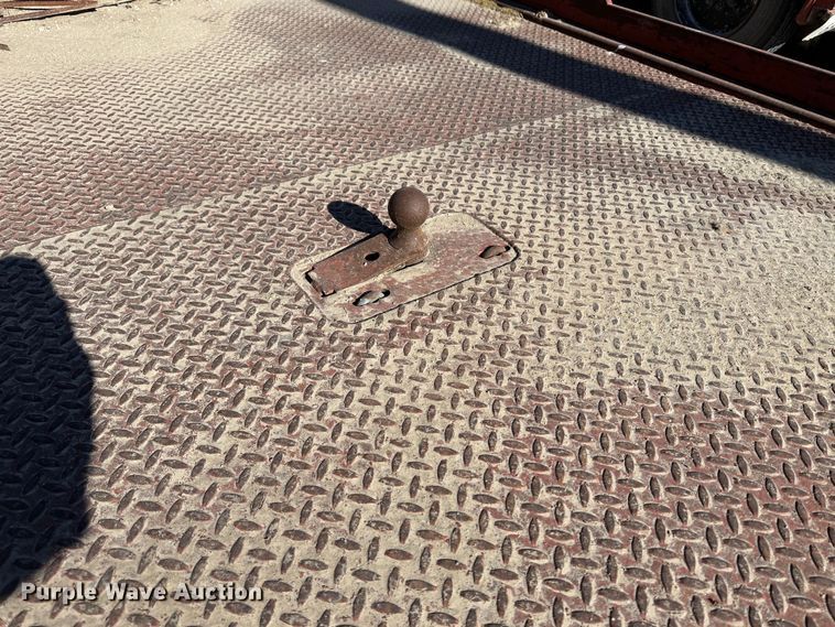 image for item KC9392 Flatbed