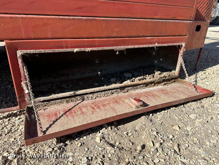 image for item KC9392 Flatbed