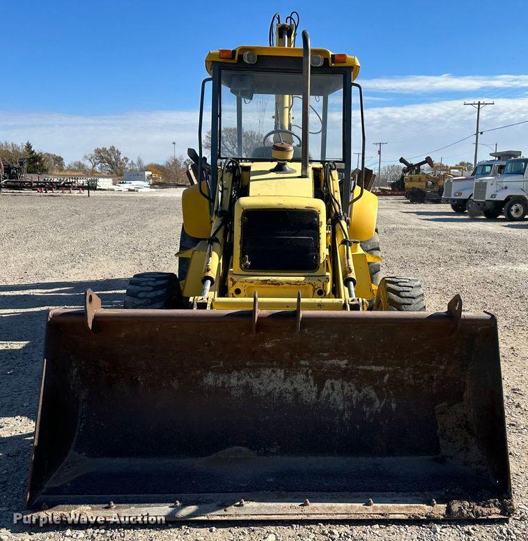 image for item KC9395 2000 New Holland LB75  backhoe