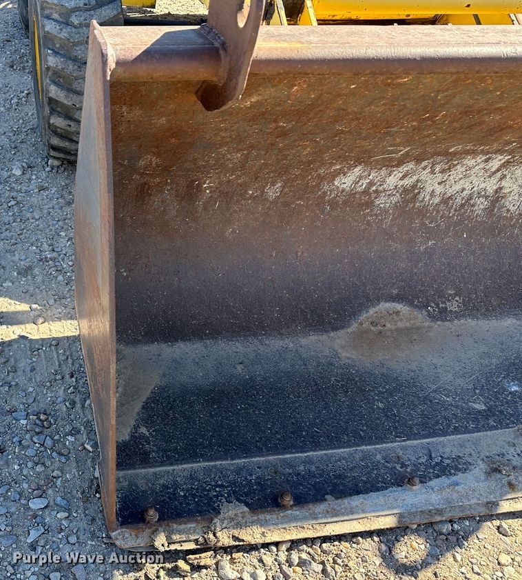 image for item KC9395 2000 New Holland LB75  backhoe