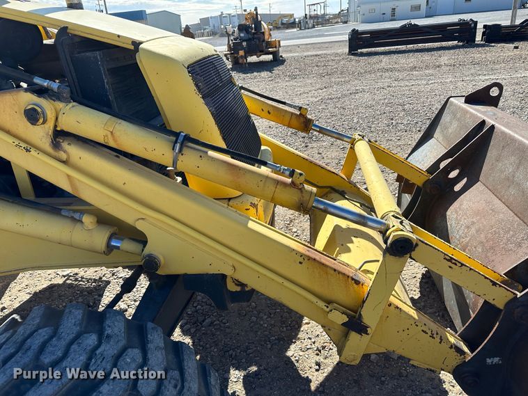 image for item KC9395 2000 New Holland LB75  backhoe