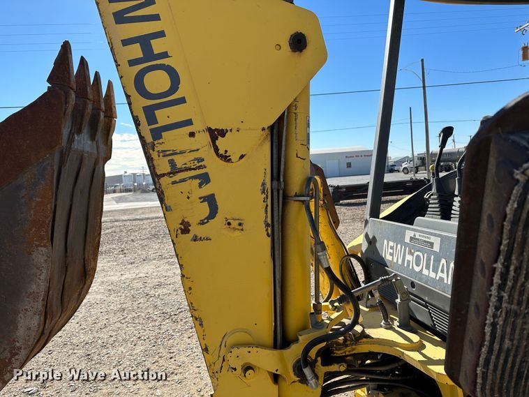 image for item KC9395 2000 New Holland LB75  backhoe