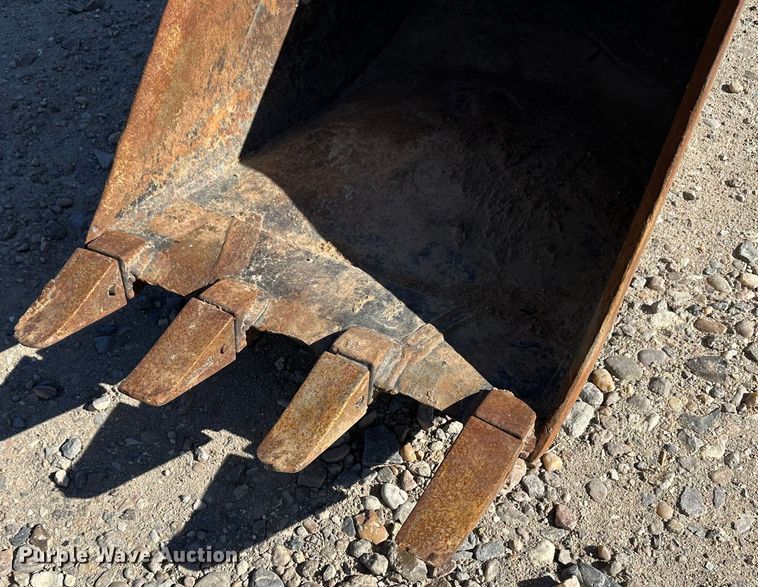 image for item KC9395 2000 New Holland LB75  backhoe