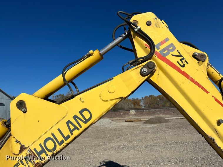 image for item KC9395 2000 New Holland LB75  backhoe