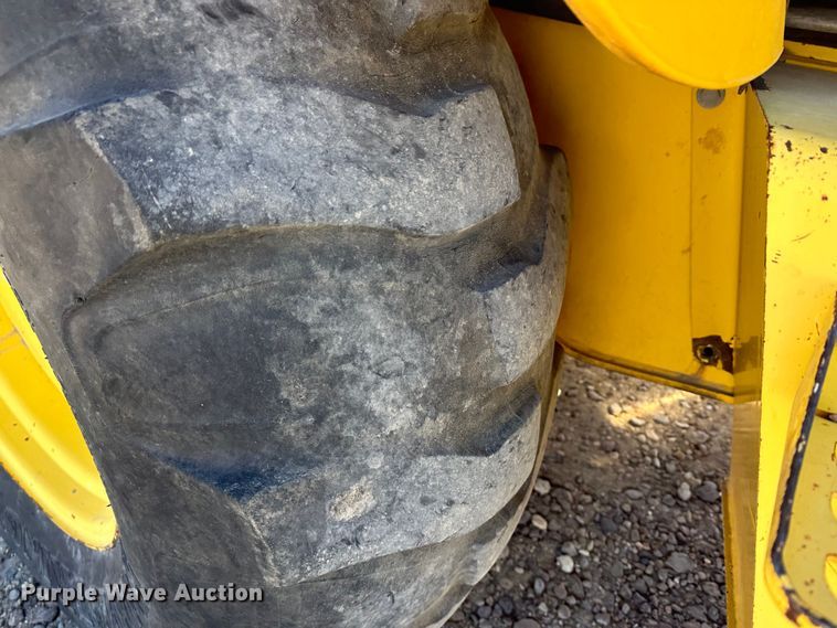 image for item KC9395 2000 New Holland LB75  backhoe