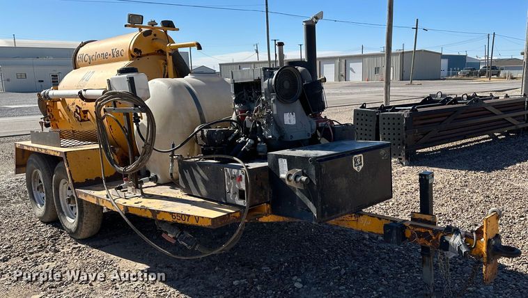 image for item KC9396 2010 Cyclone 550  vacuum excavator