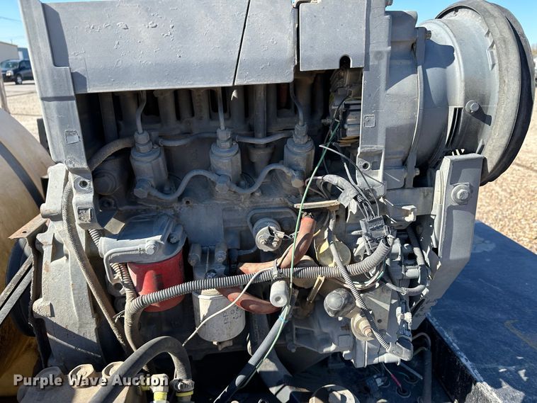 image for item KC9396 2010 Cyclone 550  vacuum excavator