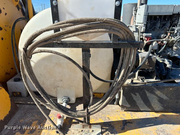 image for item KC9396 2010 Cyclone 550  vacuum excavator