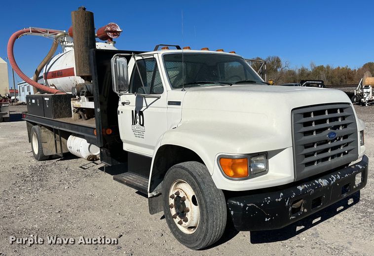image for item KC9397 1996 Ford F700  vacuum truck