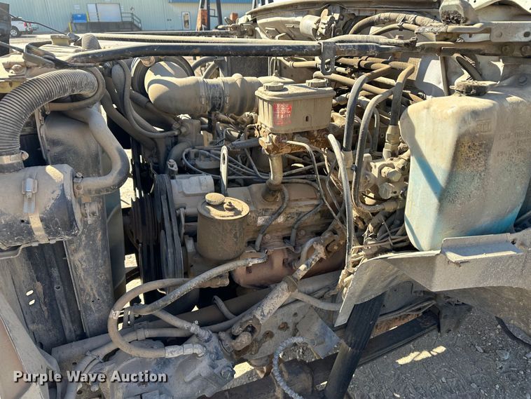 image for item KC9397 1996 Ford F700  vacuum truck