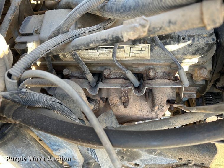 image for item KC9397 1996 Ford F700  vacuum truck