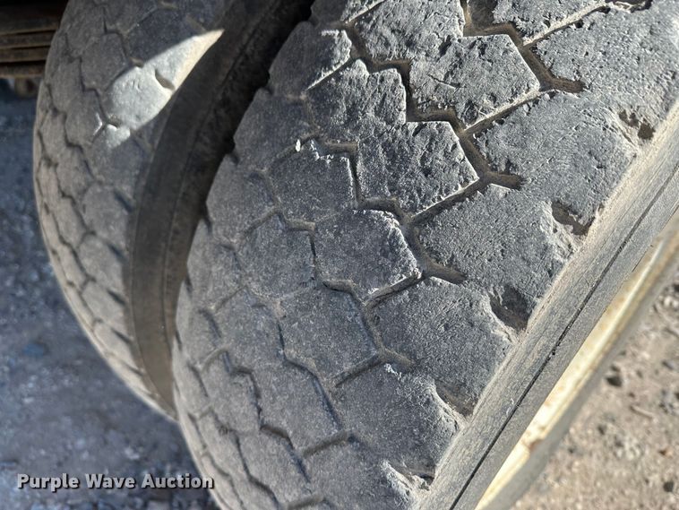 image for item KC9397 1996 Ford F700  vacuum truck