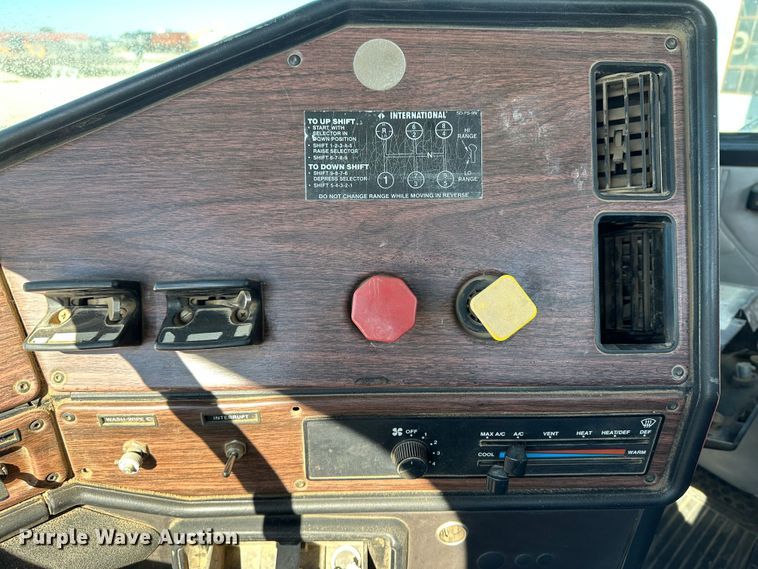 image for item KC9398 2001 Freightliner FLS112  vacuum truck