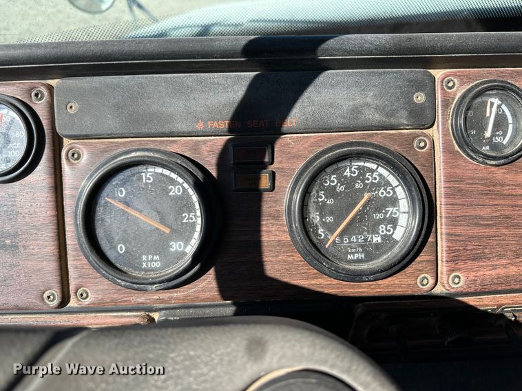 image for item KC9398 2001 Freightliner FLS112  vacuum truck