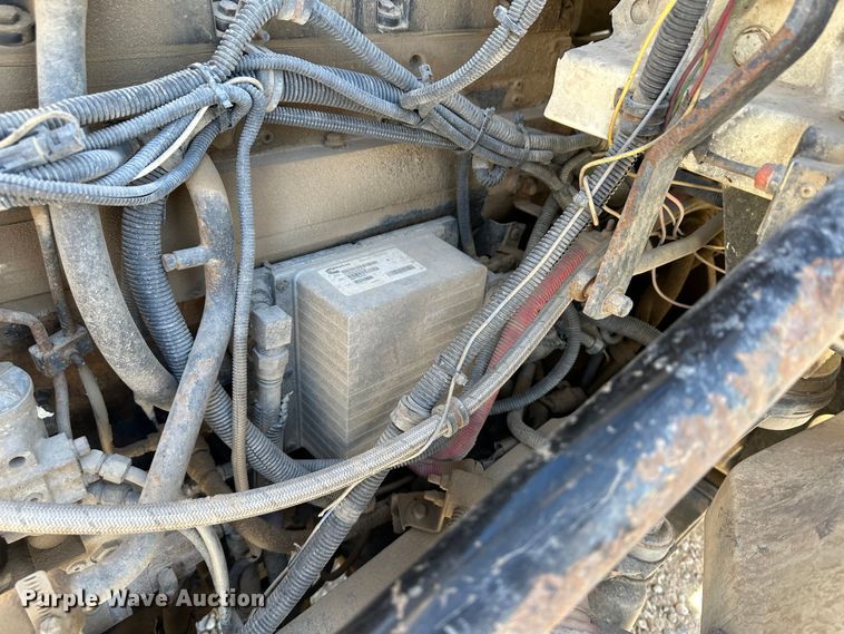 image for item KC9398 2001 Freightliner FLS112  vacuum truck