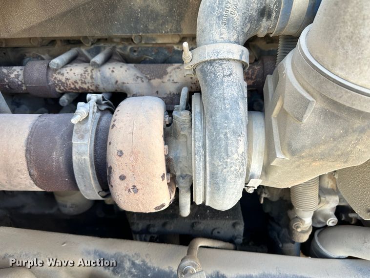 image for item KC9398 2001 Freightliner FLS112  vacuum truck