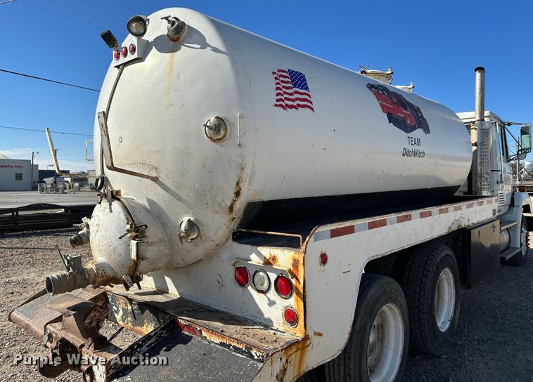 image for item KC9398 2001 Freightliner FLS112  vacuum truck