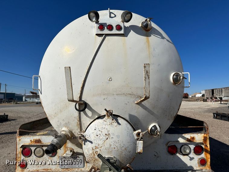 image for item KC9398 2001 Freightliner FLS112  vacuum truck