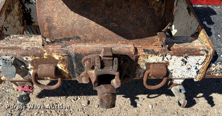 image for item KC9398 2001 Freightliner FLS112  vacuum truck