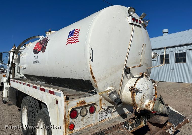 image for item KC9398 2001 Freightliner FLS112  vacuum truck