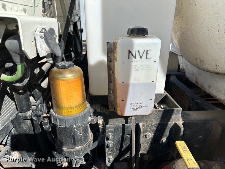 image for item KC9398 2001 Freightliner FLS112  vacuum truck