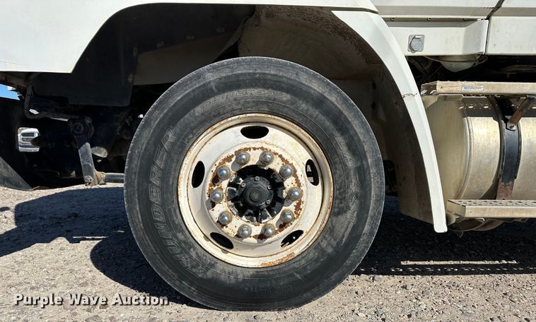 image for item KC9398 2001 Freightliner FLS112  vacuum truck