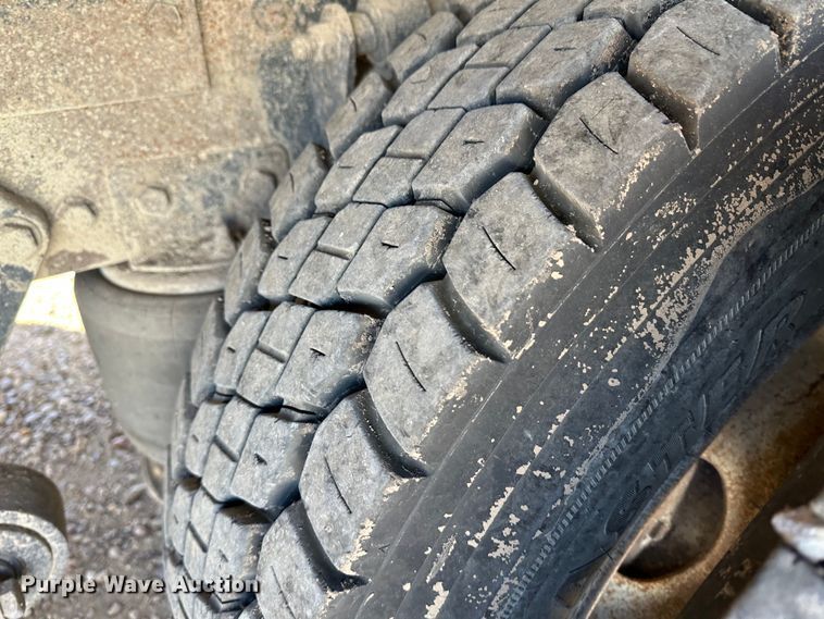 image for item KC9398 2001 Freightliner FLS112  vacuum truck