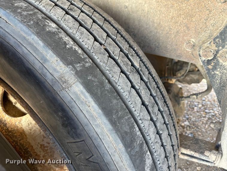 image for item KC9398 2001 Freightliner FLS112  vacuum truck